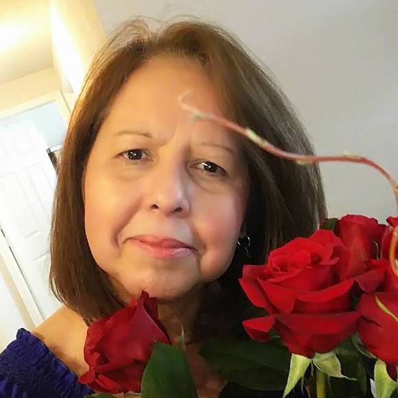 Meet your Posher, Lydia a - Picture 1 of 1